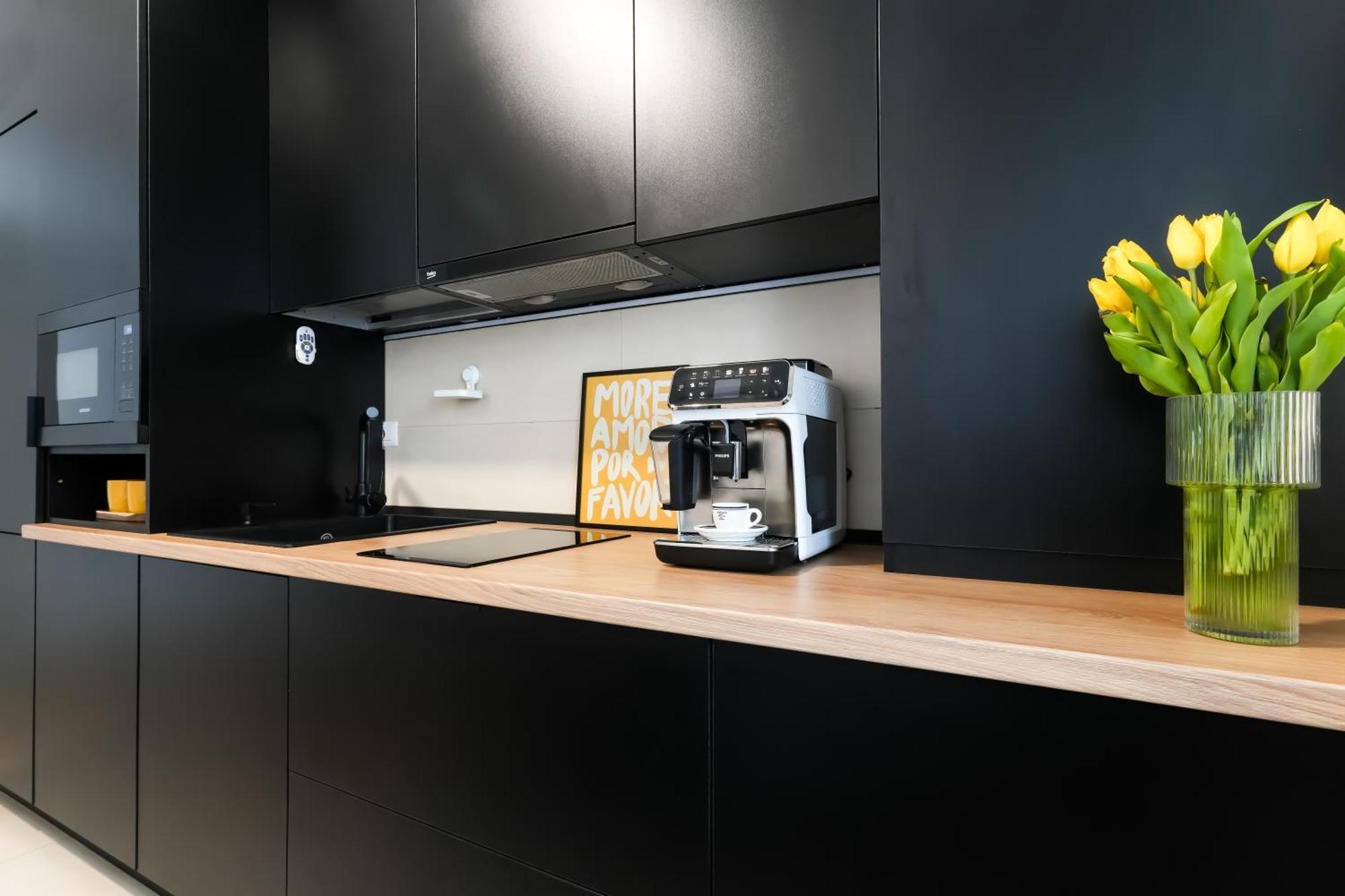 Appartamento Ana - Cozy & Quiet With Balcony & Garden View